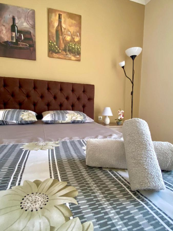 Theodora'S Studios Repanidhion Extérieur photo